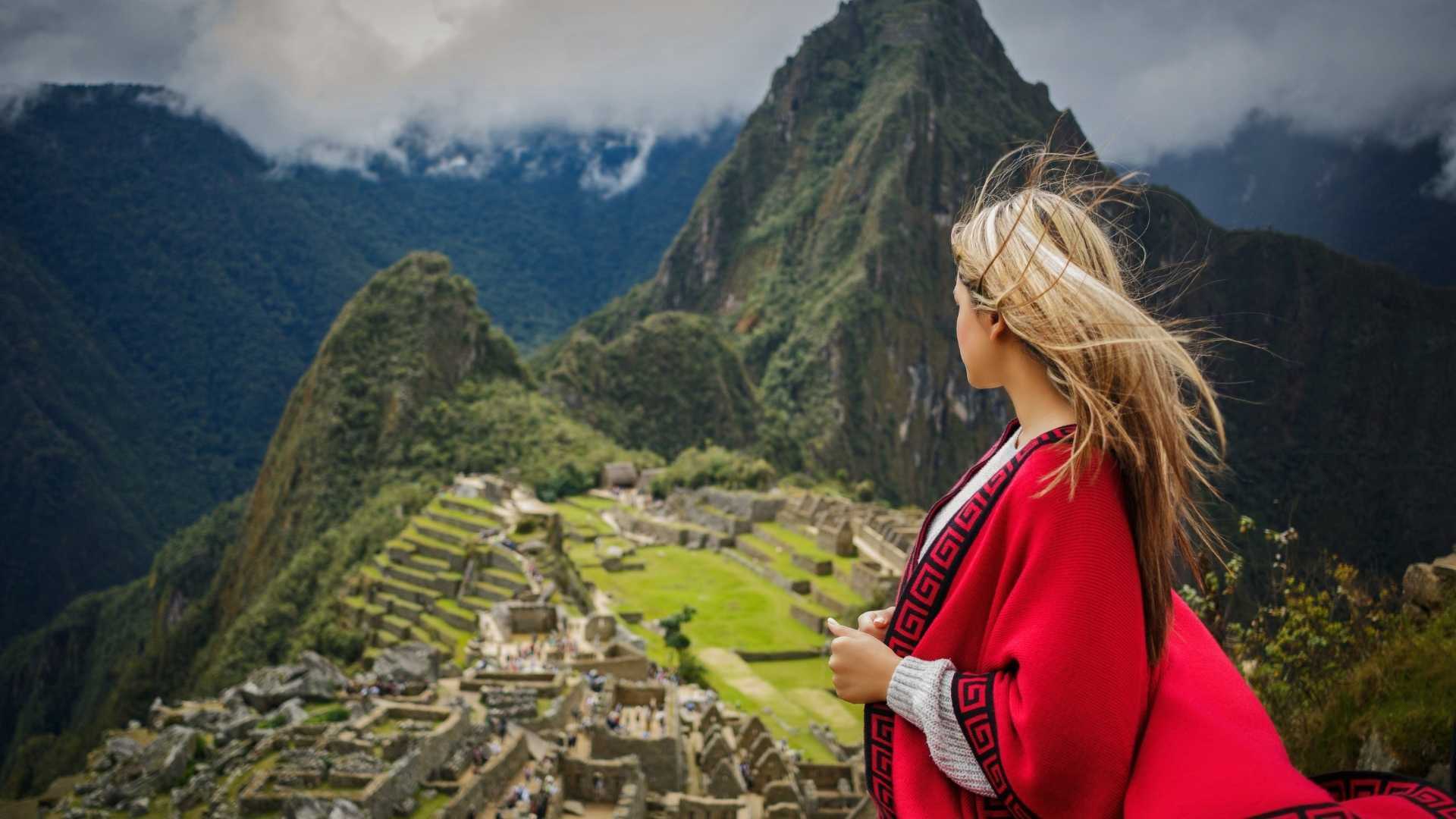 Lee más sobre el artículo Sábado 21 de Agosto 2021 | Matutina para Jóvenes | La maravilla más grande del Machu Picchu