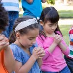 Viernes 10 de Septiembre de 2021 | Matutina para Menores | ¿Qué es la oración intercesora?
