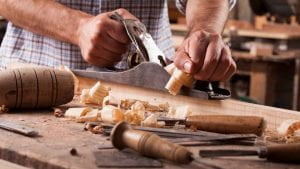 Lee más sobre el artículo Jueves 21 de Octubre de 2021 | Matutina para Jóvenes | El carpintero mediocre