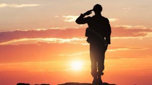 Lee más sobre el artículo Lunes 01 de Noviembre de 2021 | Matutina para Adultos | Con el sacrificio de un soldado