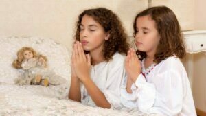 Lee más sobre el artículo Jueves 26 de Mayo de 2022 | Matutina para Mujeres | Oraciones específicas
