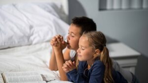 Lee más sobre el artículo Viernes 02 de Diciembre de 2022 | Matutina para Menores | ¿Eres agradecido con Dios?