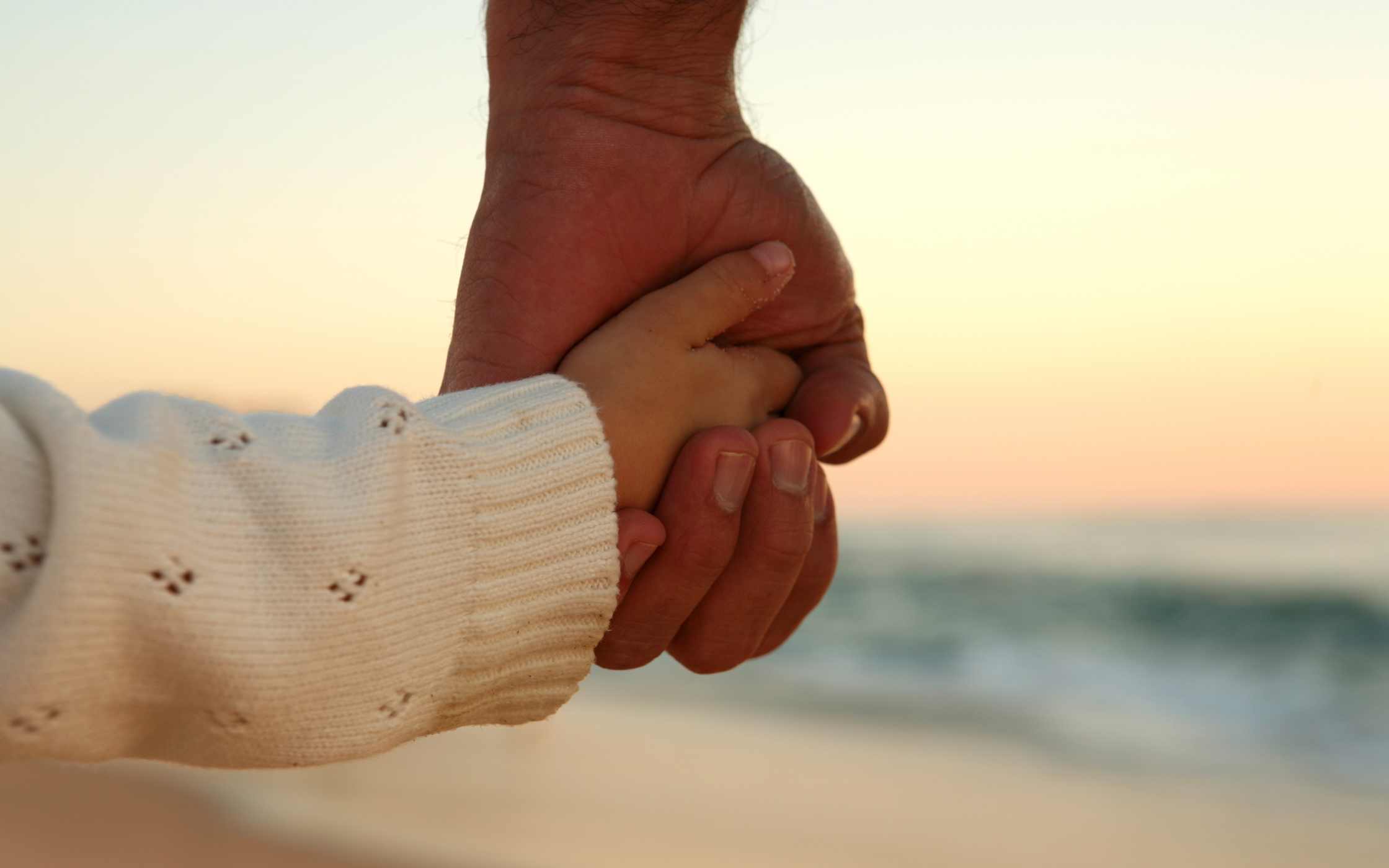 Lee más sobre el artículo Matutina para Mujeres | Jueves 18 de Enero de 2024 | Como niños de la mano de papá